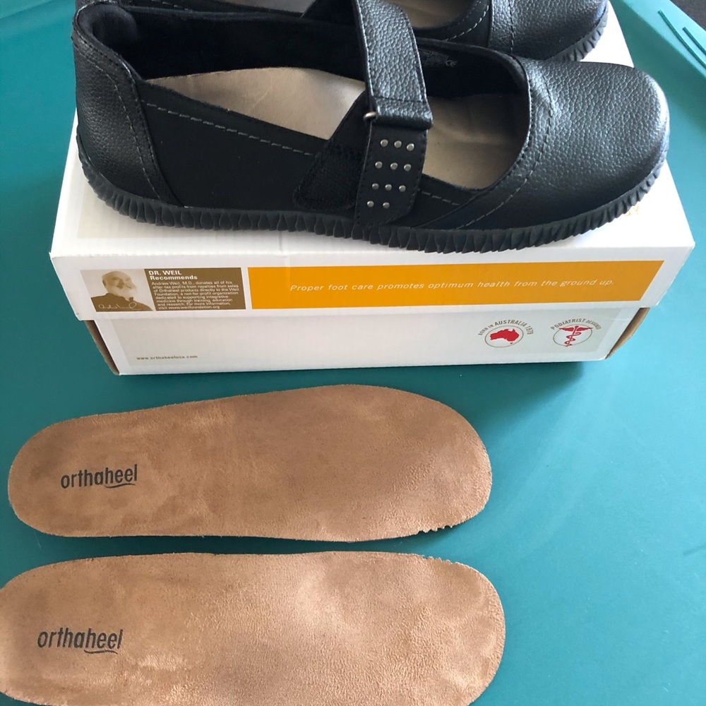 Orthaheel Black SARA MaryJane Flats - Picture 4 of 6